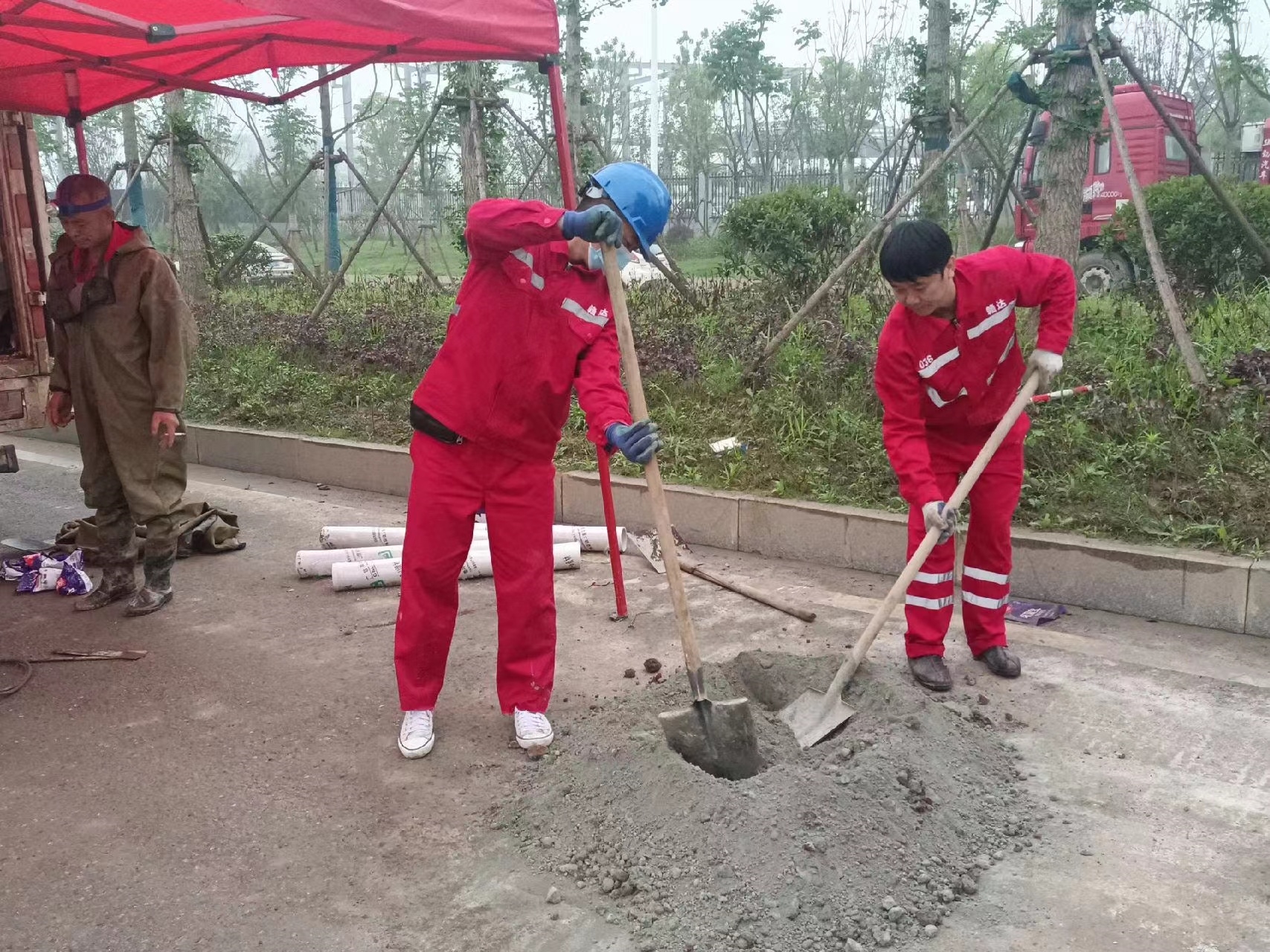 石河子管道疏通哪家好】及时进行市政管道清淤